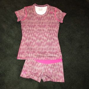 Under Armour Pink Top and Short set sz Med
